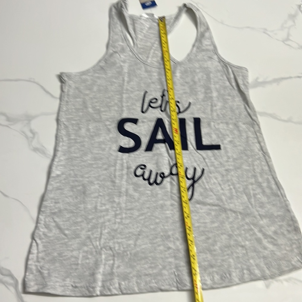 Woman’s gray tank top size medium - Picture 4 of 5